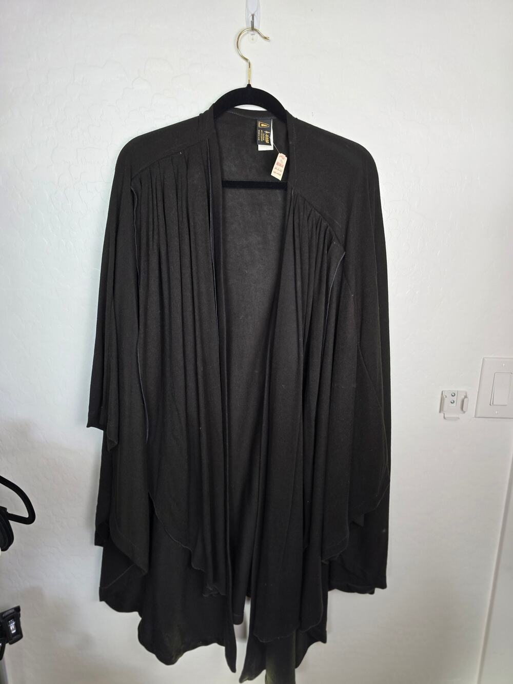 A. BROD Fashion NWT Poncho Duster Black size Large